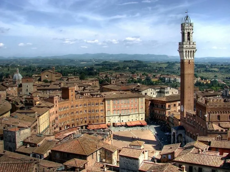 Palazzo Alle Mura Appartamenti Per Vacanze Staggia Senese