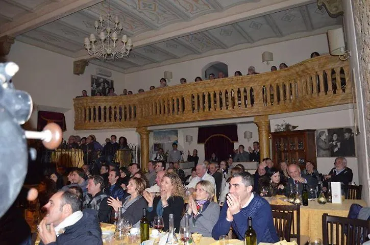 Palazzo Alle Mura Appartamenti Per Vacanze Staggia Senese Apartment
