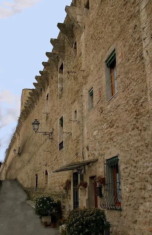 Palazzo Alle Mura Appartamenti Per Vacanze Staggia Senese