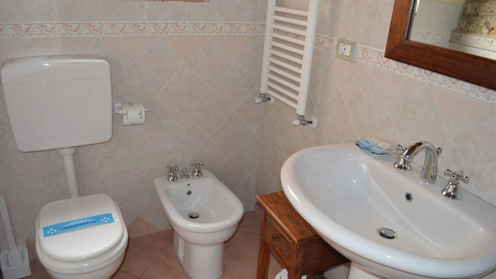 Palazzo Alle Mura Appartamenti Per Vacanze Staggia Senese Apartment