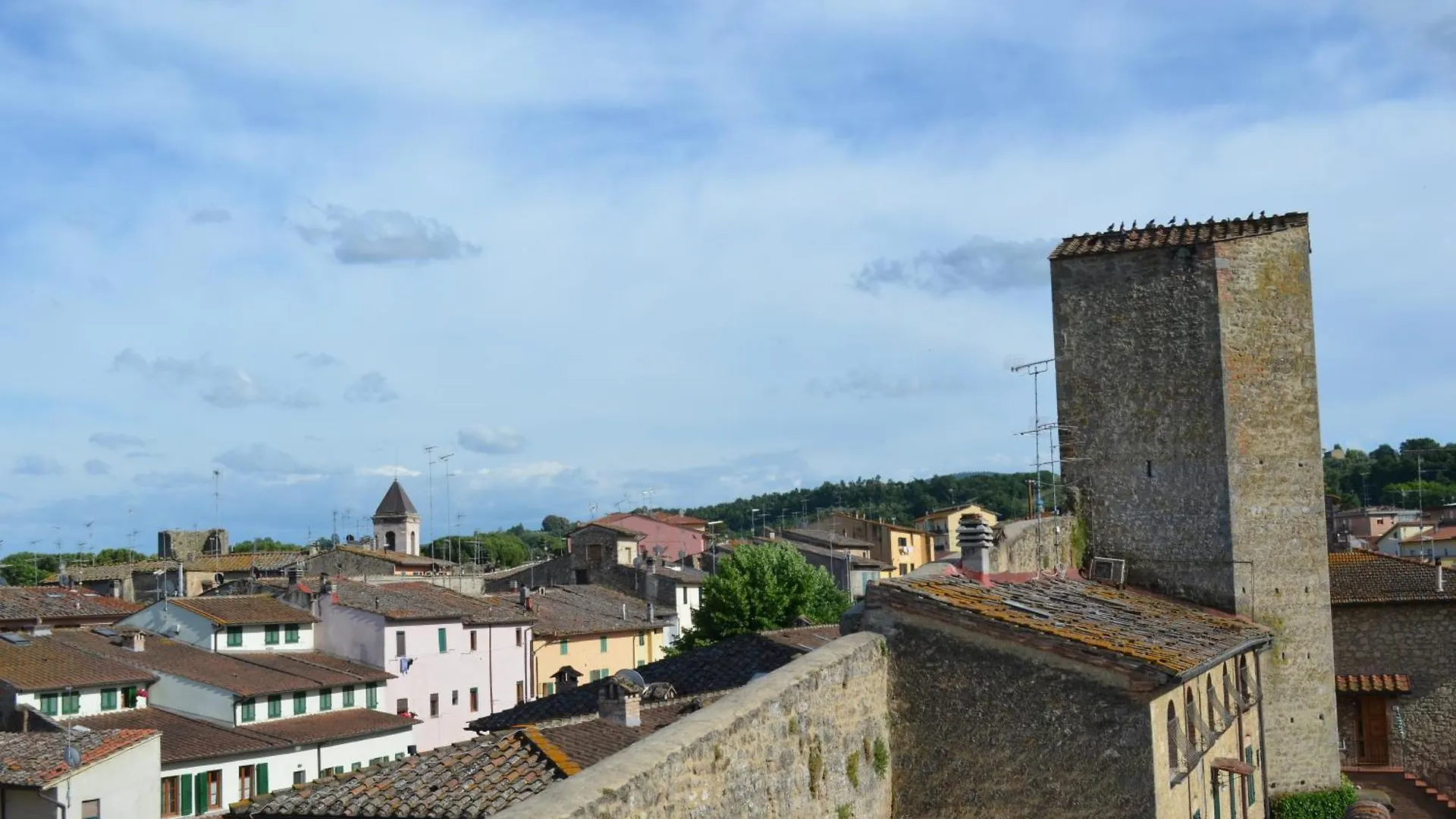 Palazzo Alle Mura Appartamenti Per Vacanze Staggia Senese Apartment