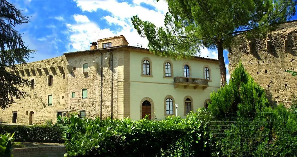 Apartment Palazzo Alle Mura Appartamenti Per Vacanze Staggia Senese